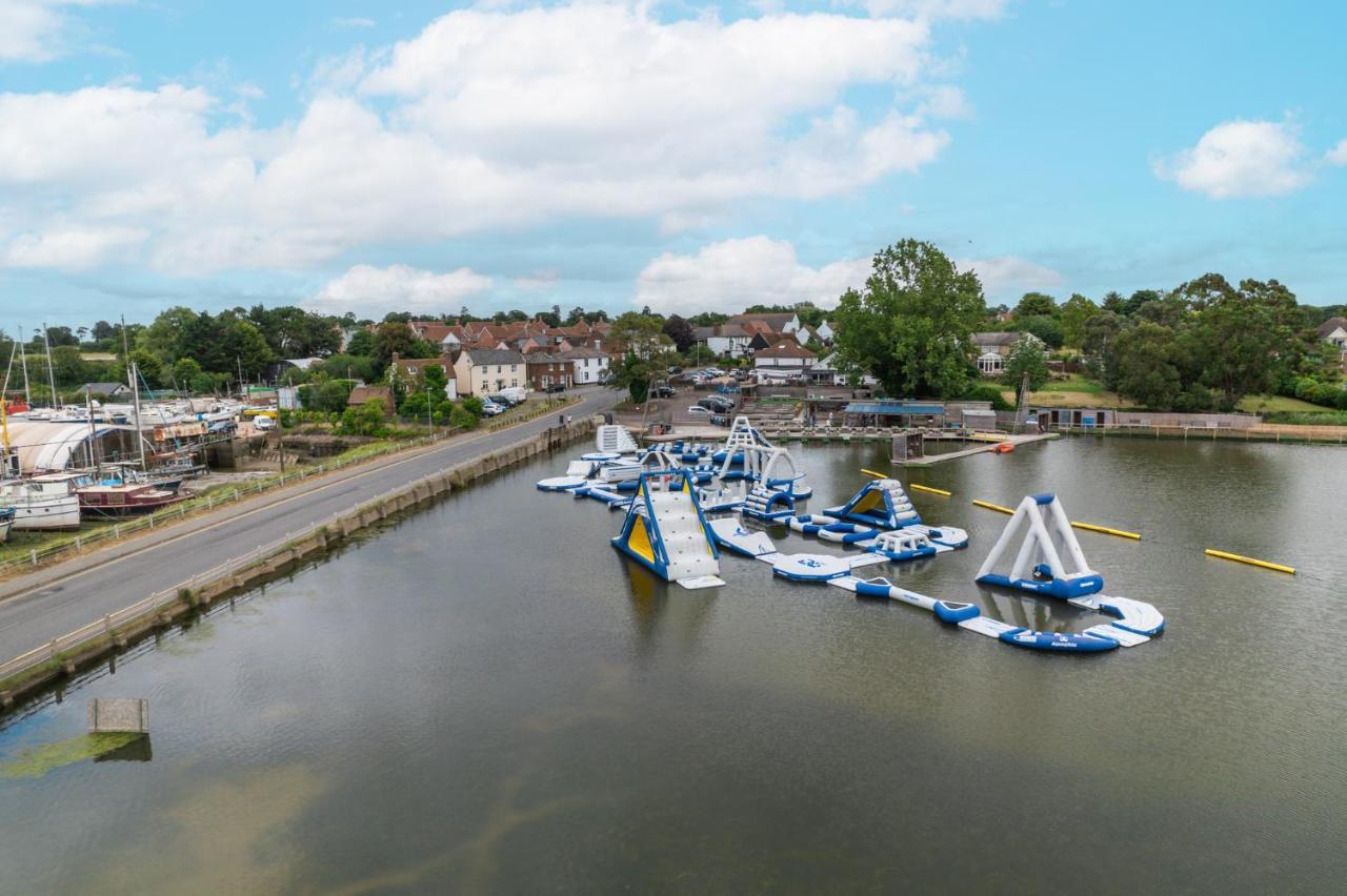 Mill Dam Lake House Saint Osyth ภายนอก รูปภาพ
