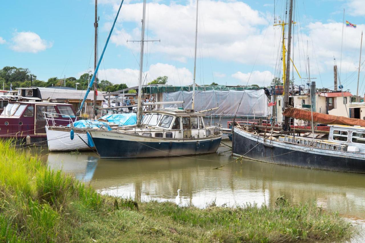 Mill Dam Lake House Saint Osyth ภายนอก รูปภาพ